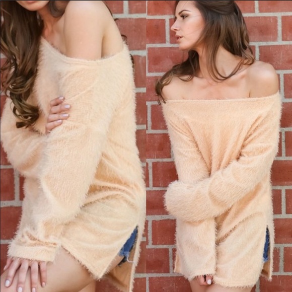 Soft💛Fuzzy off-shoulder cream sweater4office2out - Picture 4 of 4
